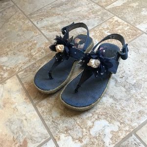 Girls sandals